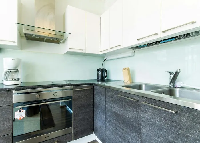 Διαμέρισμα Spacious For 8 With Sauna